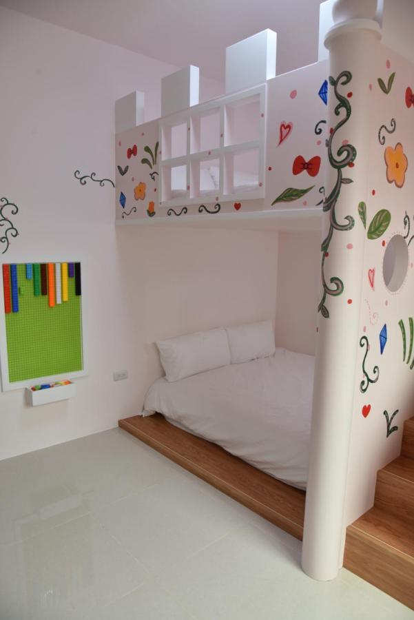 Kids Heart Home Fengyuan Exterior photo