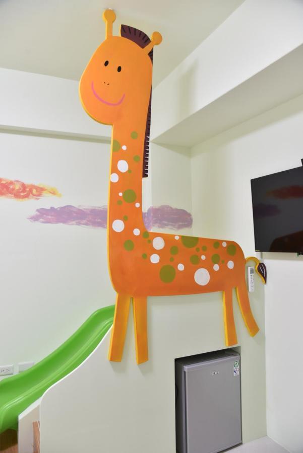 Kids Heart Home Fengyuan Exterior photo