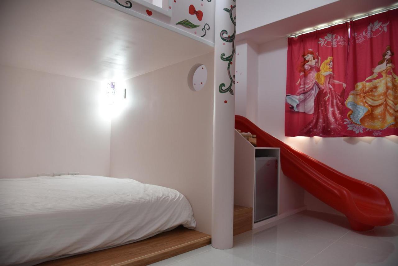 Kids Heart Home Fengyuan Exterior photo